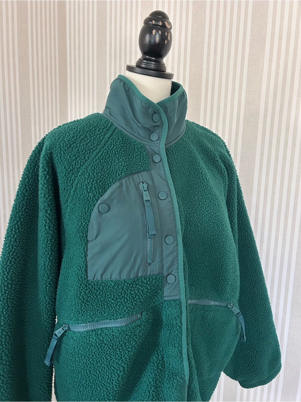 Free People FP Movement Hit the Slopes Women’s Large Sherpa Jacket Green Fleece - Picture 9 of 13